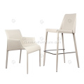 Ltalian minimalistinen valkoinen satulan nahkainen käsinojan tuolit